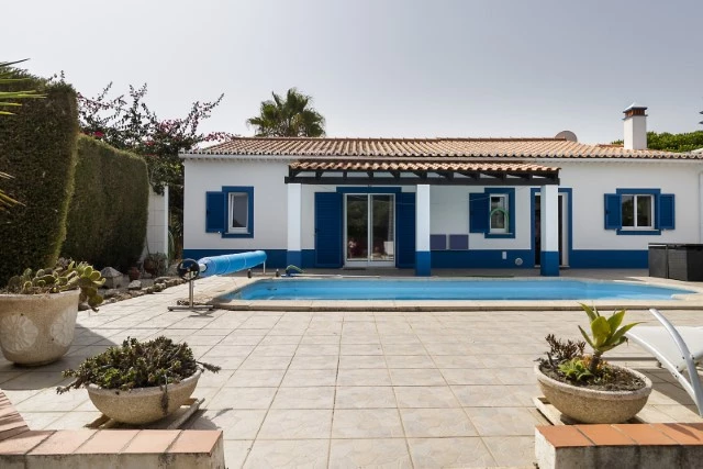 T3 Villa with Pool and Traditional Architecture – Aljezur, Algarve